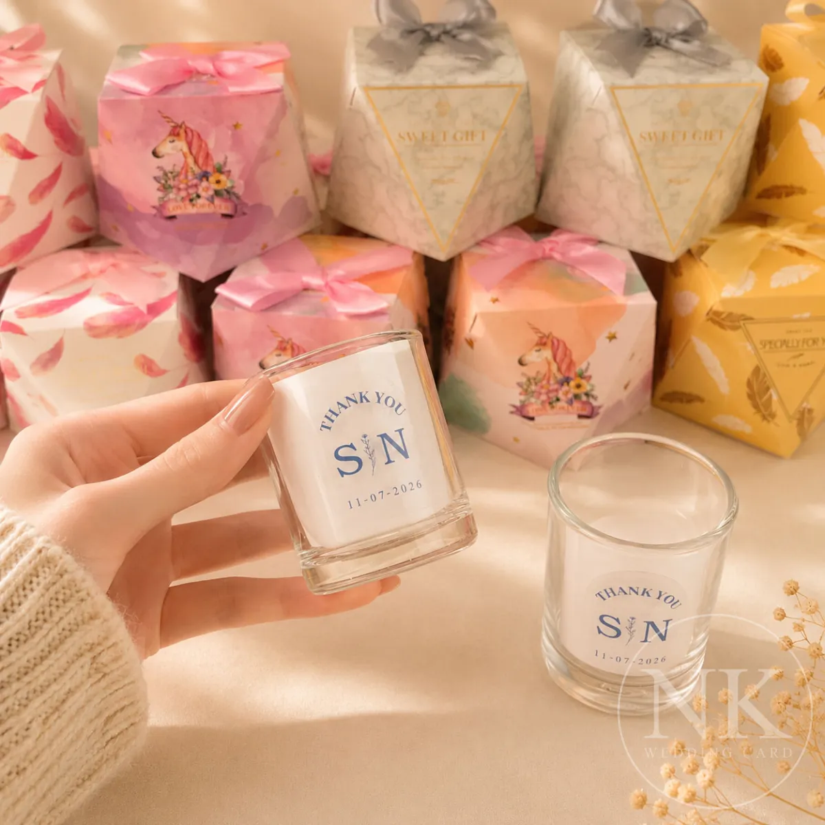 ของชำร่วยงานแต่ง แก้วเป๊ก พร้อมสติกเกอร์ใส ใส่กล่องทรงเพชร | ของชำร่วยน่ารัก ใช้งานได้จริง